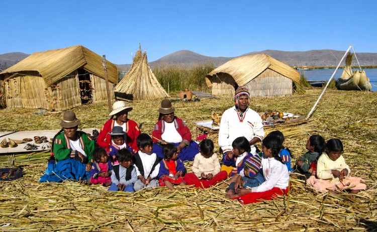 Signature tours locals in Uros Islan Lake titicaca
