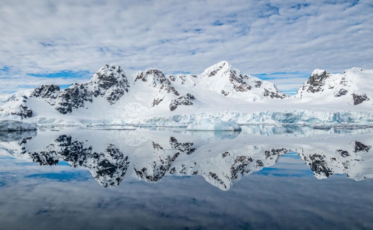 Antarctica Paradise Bay Brown Station AE SMALL