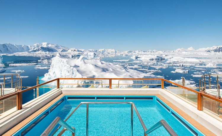 Douglas Mawson sundeck swimming pool