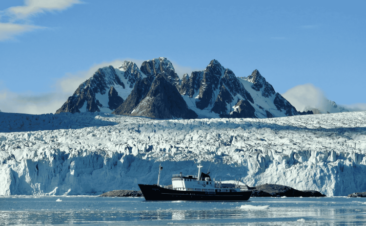 MS Longyearbyen Svalbard Adventure 12