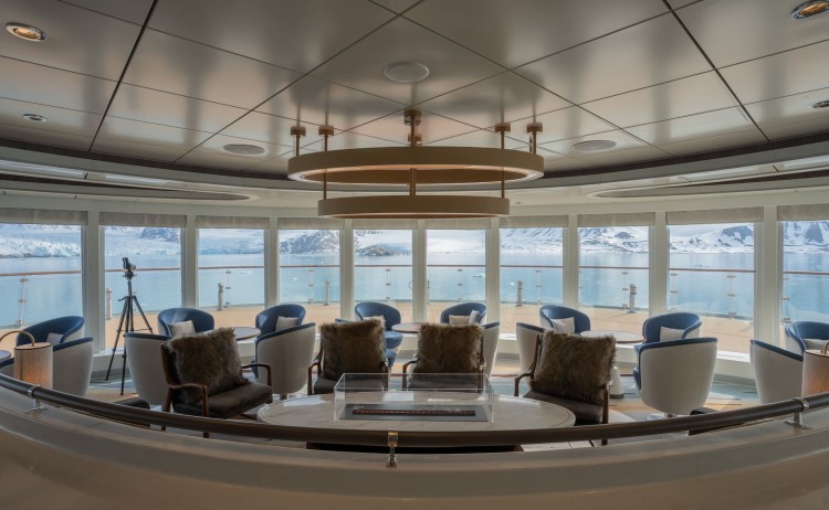 Ocean AlbatrosObservation Lounge