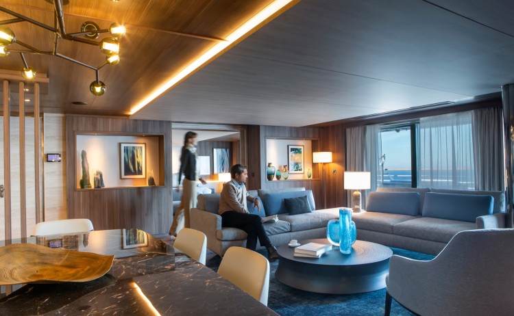 221 R CHARCOT TRI21 109853