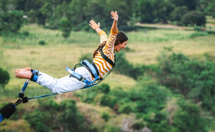 Lemala Wildwaters Lodge bungee jumping