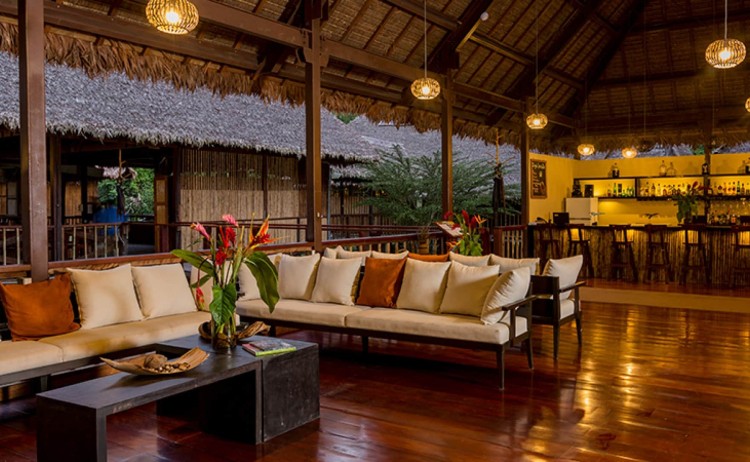 Lobby lodge Amazon v2