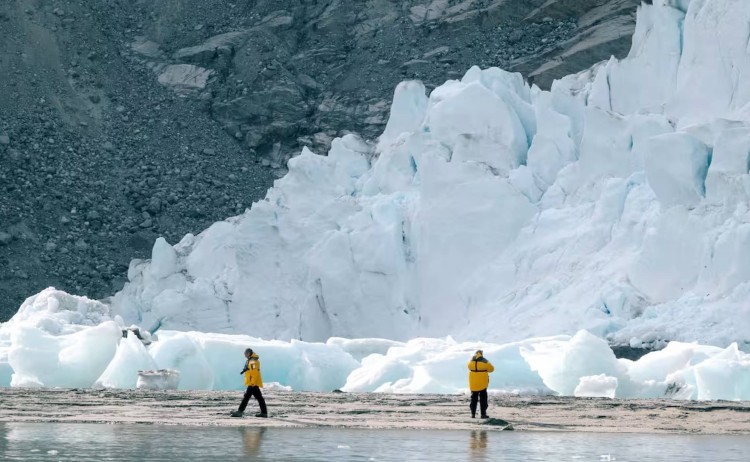 West Green cruise Glacial landing Eternity Fjord