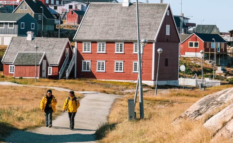 West Greenland cruise Guests explore Ilulissat