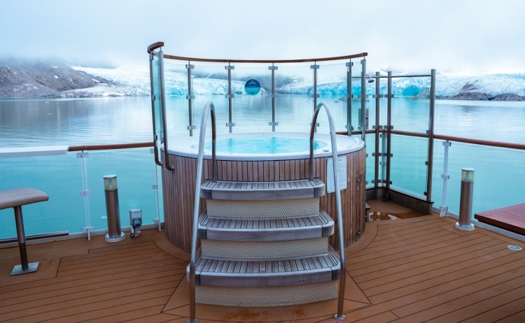 Jacuzzi The Greg Mortimer
