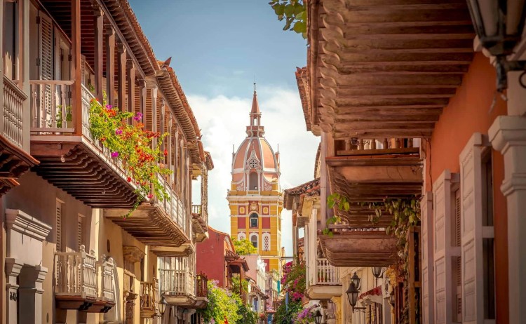 Wonders of Colombia cruisecolourful colonial street in Cartagena de Indias