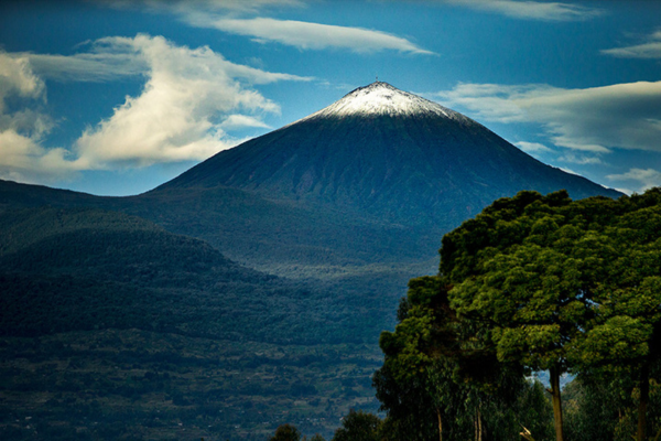 The spellbinding landscapes of the Volcanoes National Park