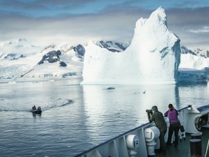 Antarctica on the MV Plancius