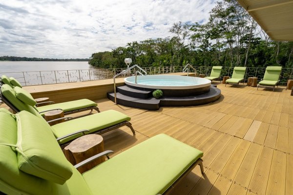 Sundeck Delfin I, Amazon Cruise Ship