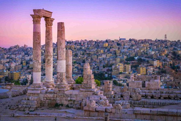 Visit Jordans Amman Ruins