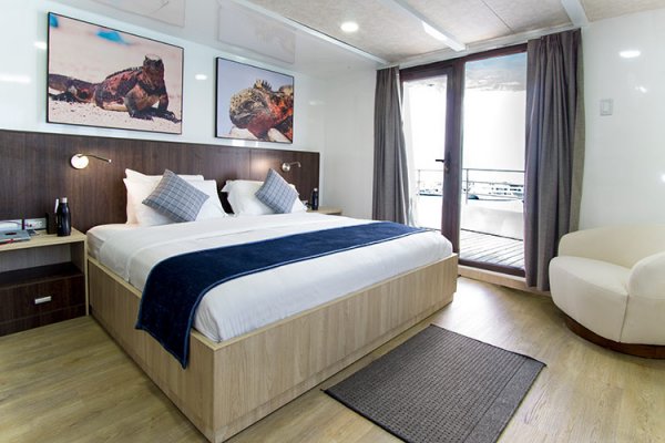 nparadise upper deck suite1 Royal Galapagos