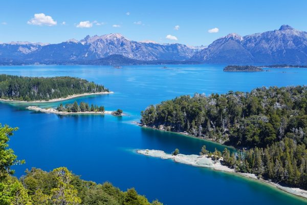  Lake Nahuel Huapi