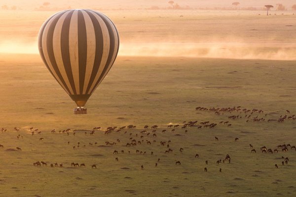 Hot-air Ballooning in Masai Mara, Kenya.