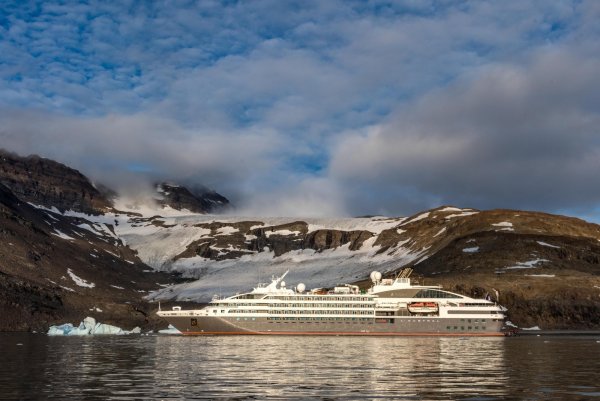 LAustral in Greenland