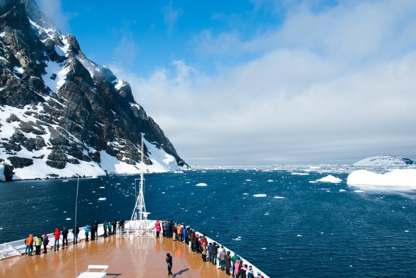 Heading off into the stunning world that is Antarctica