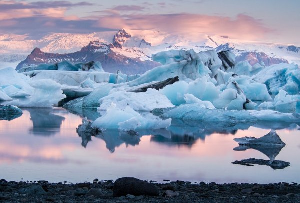 Jokulsarlon glacier lagoon, Iceland