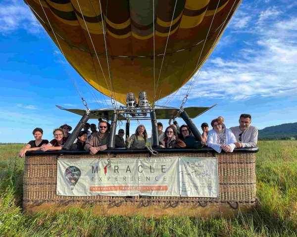 Tanzania Safari Guide Hot air balloon