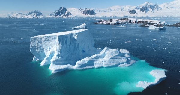 Antarctic iceberg