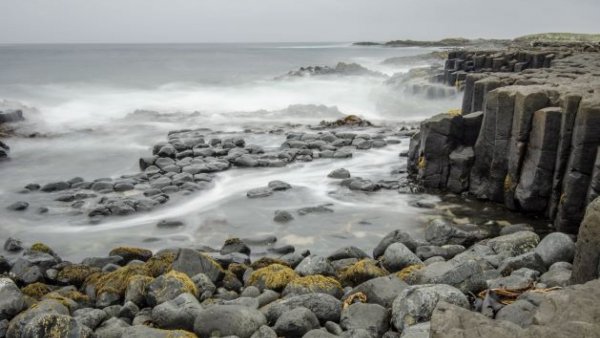 Basalt columns chathams sm