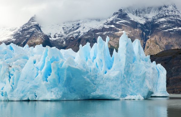 El Perino glacier