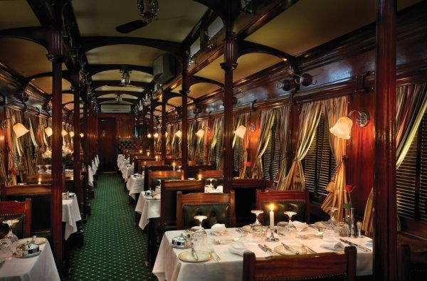 Rovos Rail Dining Pillar