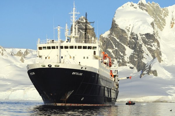 MV Ortelius Ship 