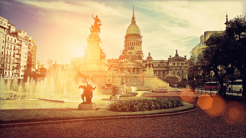 Buenos Aires in 3 Days (Travel Guide 2017): Best Things to Enjoy in Buenos Aires, for First Time Visitors: 3-Day Plan,Best Value Hotels, Restaurants, Tango Shows,Things to Do and See.Many Local Tips.