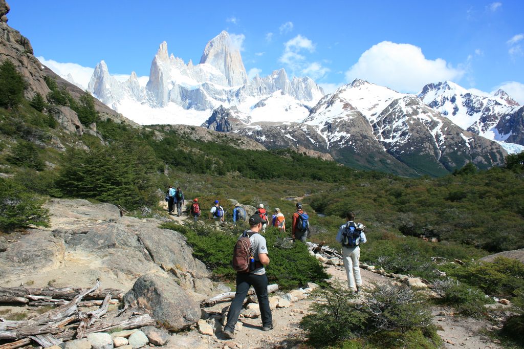 Hikers on the trail of Laguna de los Tres, Patagonia